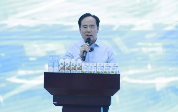 “玩”明白了！首部乳业科普剧本杀上线新葡京娱乐城这个六一伊利把牛奶知识(图2)